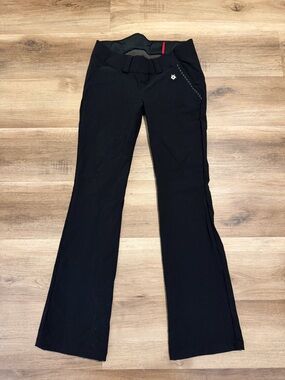 Alp N Rock Softshell Moto Pants Women’s M Floral Embroidery Flared Leg